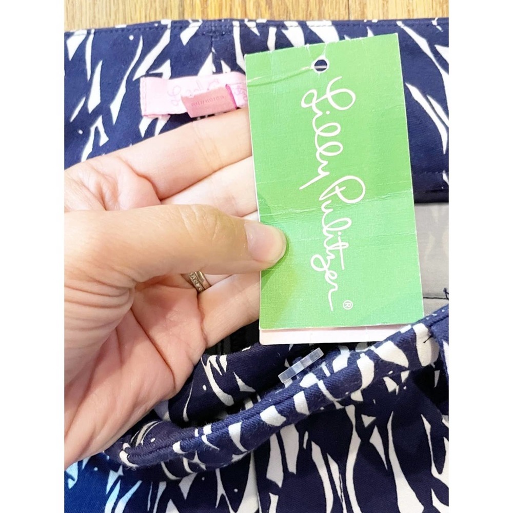 Lilly Pulitzer Capri Pants New School Print Bright Navy Nautical NWT Size 2 - Picture 6 of 10